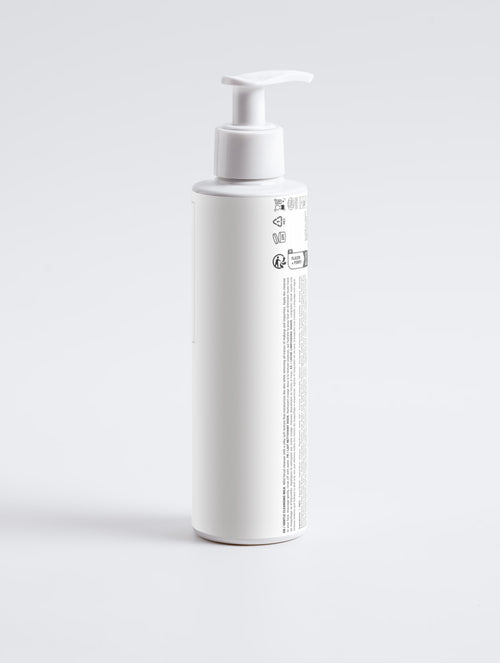 GlowRenew™ Gentle Cleansing Milk